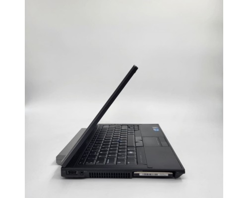 Ноутбук 13.3" Dell Latitude E4310 / Intel Core i5-560M / HDD 250 GB / DDR3 4 GB / Intel HD