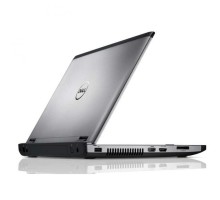 Ноутбук 15.6" Dell Vostro 3550 / Intel Core i3-2330M / HDD 320 GB / DDR3 4 GB / Intel HD 3000