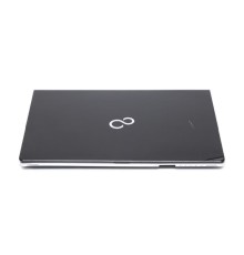 Ноутбук 13.3" Fujitsu Lifebook S904 / Intel Core i5-5200U / HDD 500 GB / DDR3 4 GB / Intel HD 5500