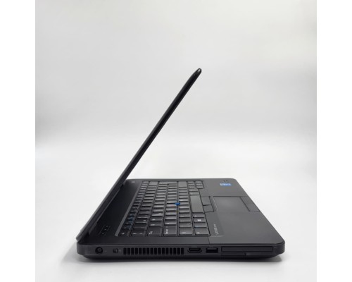 Ноутбук 14" Dell Latitude E5440 / Intel Core i5-4300U / SSD 180 GB / DDR3L 4 GB / intel HD