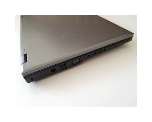 Ноутбук 15.6" Dell Latitude E5510 / Intel Core i3-330M / HDD 250 GB / DDR3 4 GB / Intel HD