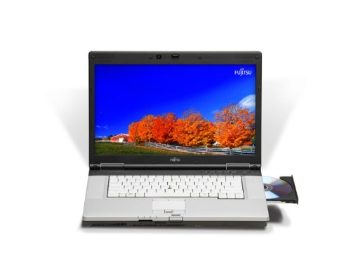 Ноутбук 15.6" Fujitsu Lifebook E780 / Intel Core i5-540M / HDD 320 GB / DDR3 4 GB / Intel HD