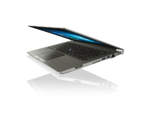 Ноутбук 13.3" Toshiba Portege Z30-C-16M / Intel Core i7-6500U / SSD 256 GB / DDR3L 8 GB / Intel HD 520