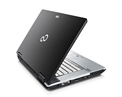 Ноутбук 15.6" Fujitsu LifeBook E751 / Intel Core i3-2310M / HDD 320 GB / DDR3 4 GB / Intel HD 3000