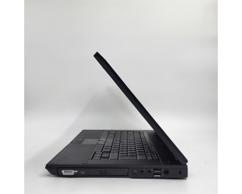 Ноутбук 15.6" Dell Latitude 5500 / Intel Core i5-8365U / SSD 256 GB / DDR4 8 GB / Intel HD 520