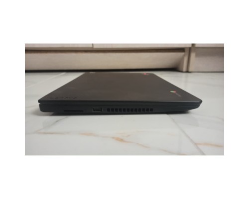 Ноутбук 13.3" Lenovo ThinkPad / Intel Core i3-3110M / HDD 500 GB / DDR3 4 GB / Intel HD 4000